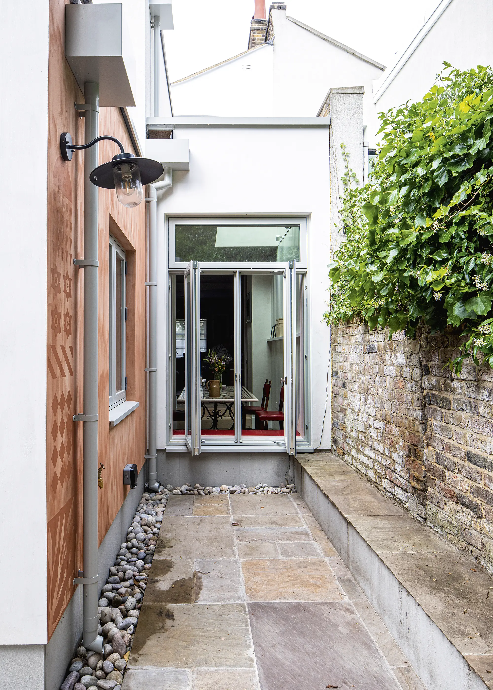 Victorian Terrace House Transformed with a Deep Energy Retrofit