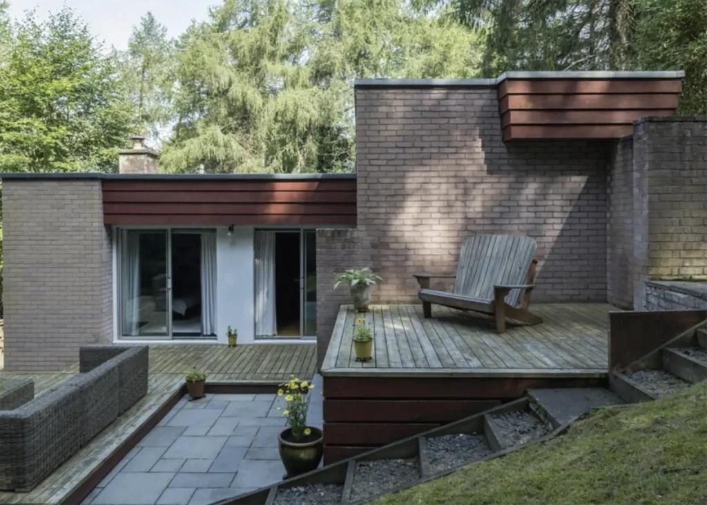 Modernist Home in Scotland Upgraded with a Full Renovation