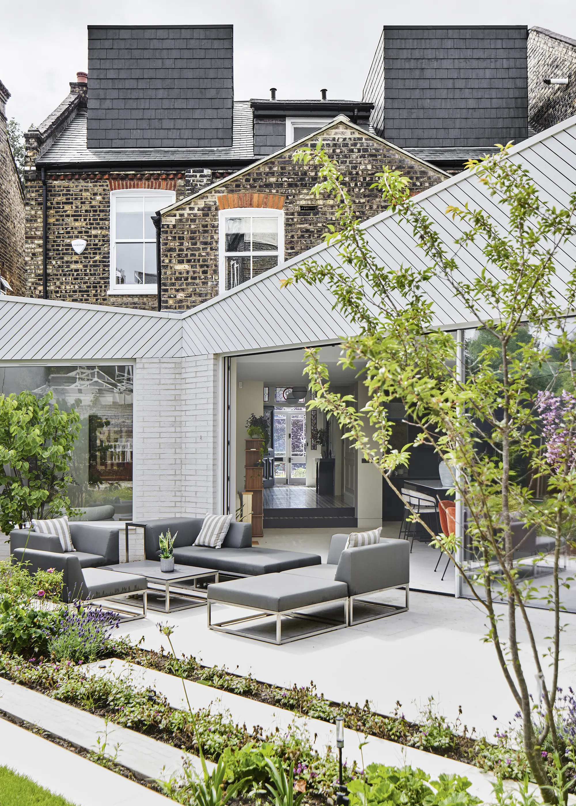 Ultra-Modern Rear & Basement Extension to a Victorian Home