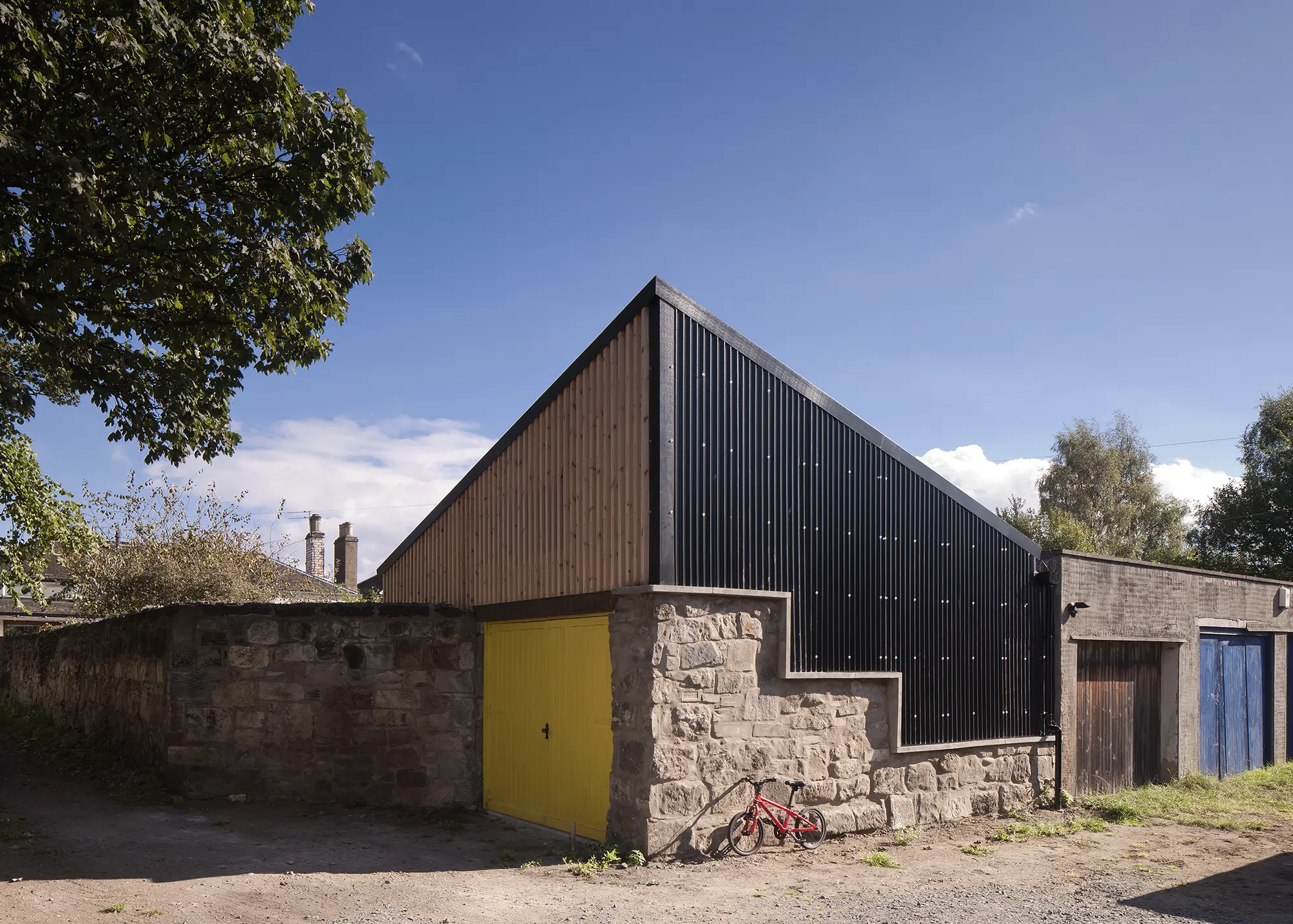 Useful Detached Garage Conversion Idea