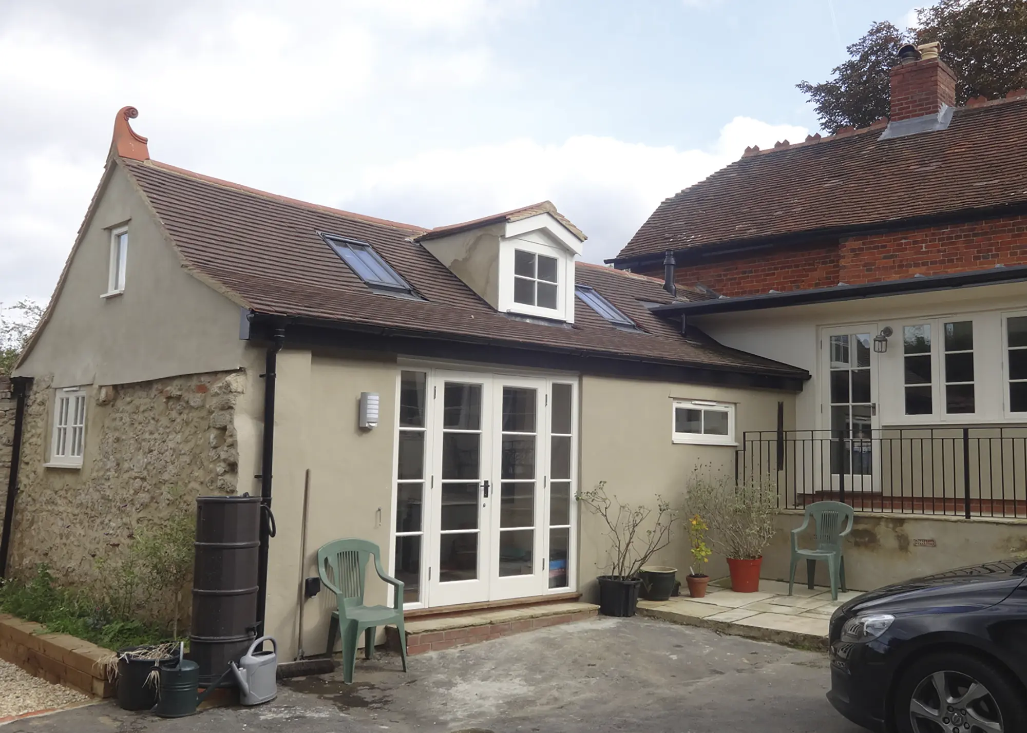 Attached Single-Storey Garage Turned into a Home Office